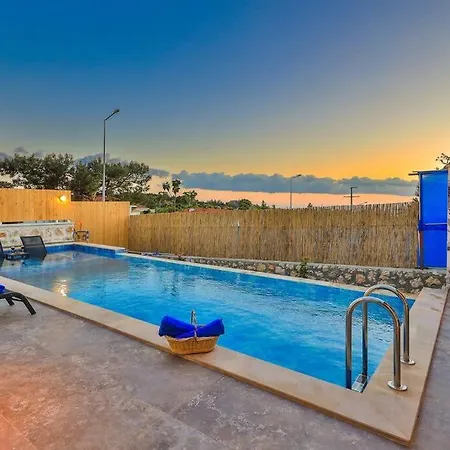 Flower Blue / Kalkan 4*
